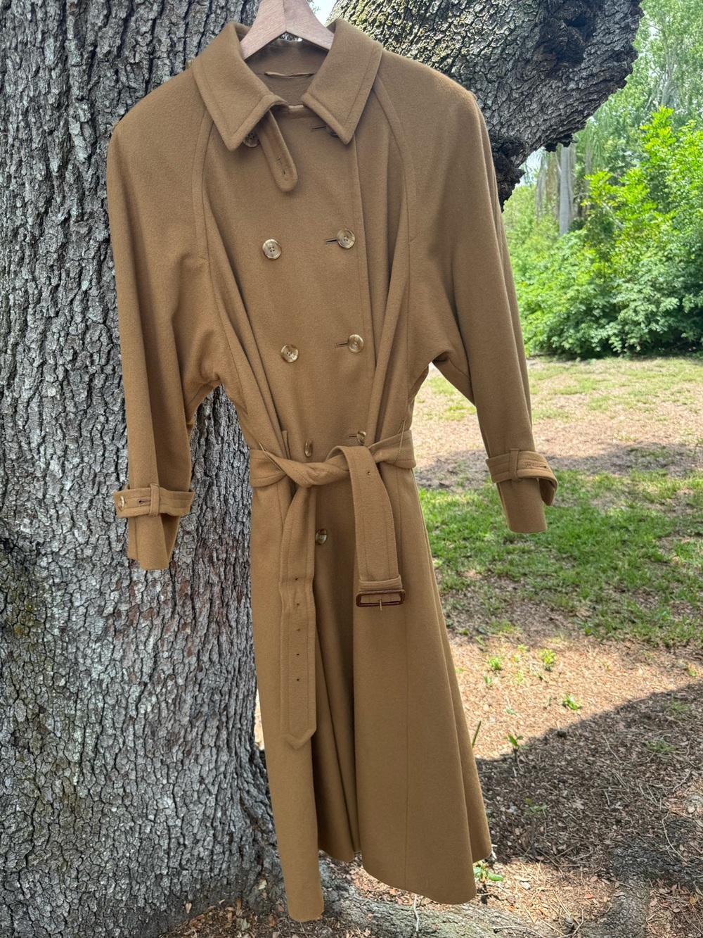 Vintage 70s Aquascutum 100% Pure Wool Brown Classic Double-Breasted Coat. 16